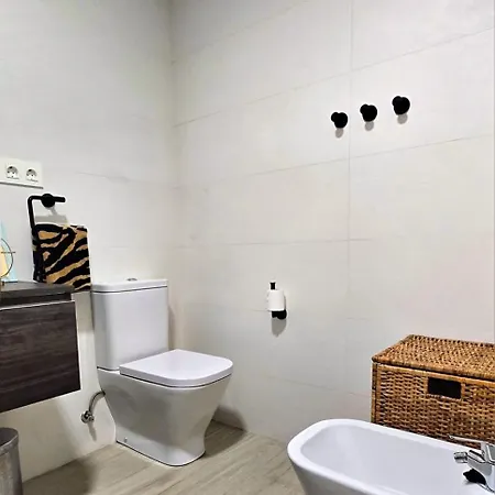 Apartament Elegant For 4 With Wifi, Parking And Private Pool *