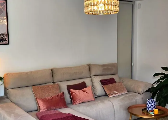 Elegant For 4 With Wifi, Parking And Private Pool * ベルメオ