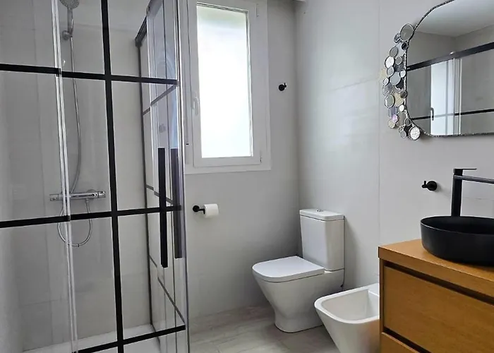 アパート Elegant For 4 With Wifi, Parking And Private Pool ベルメオ